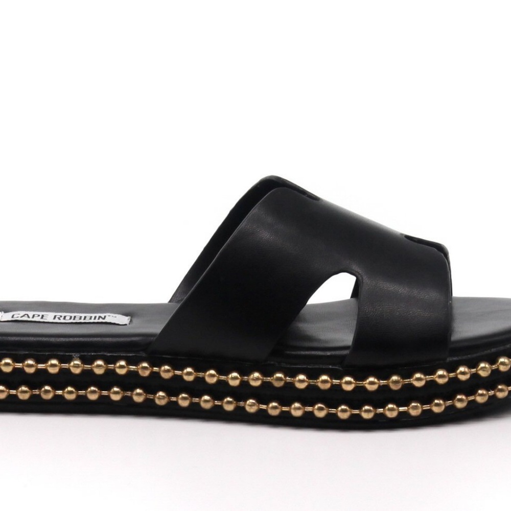 NEW Cape Robin Black Sandal - Picture 3 of 7